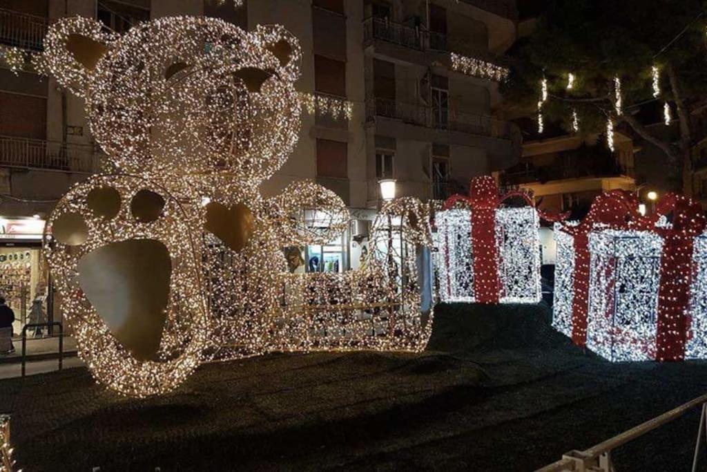 Le Stanze Di Sofia Bed & Breakfast Salerno Bagian luar foto