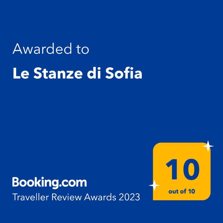 Le Stanze Di Sofia Bed & Breakfast Salerno Bagian luar foto